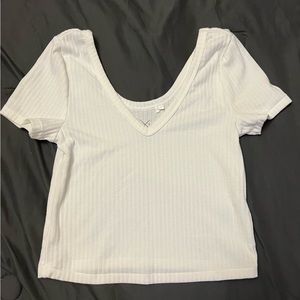 Pacsun cropped v-neck t-shirt; size medium; barely worn